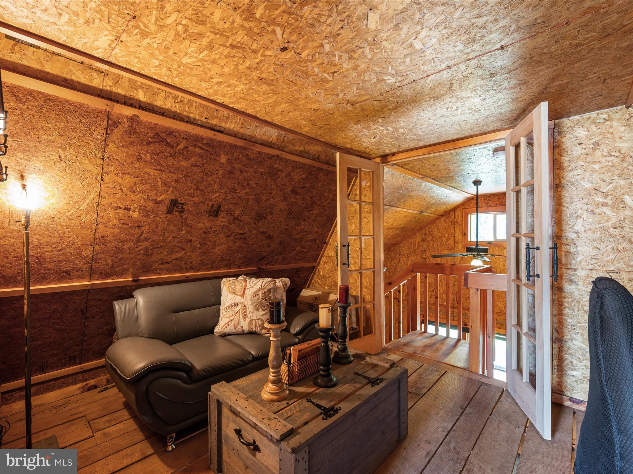 CABIN IN THE FOREST - Residential