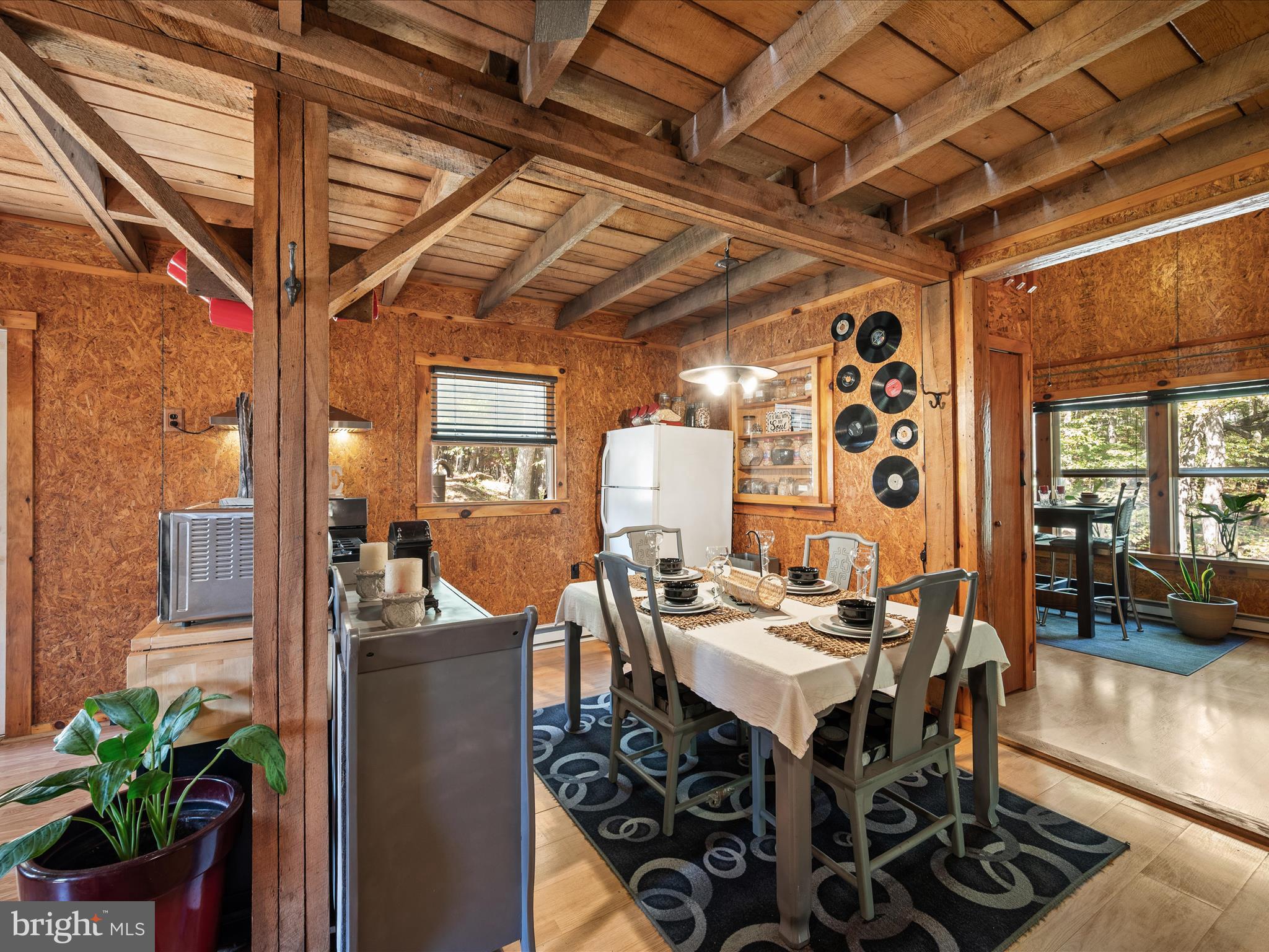 CABIN IN THE FOREST - Residential