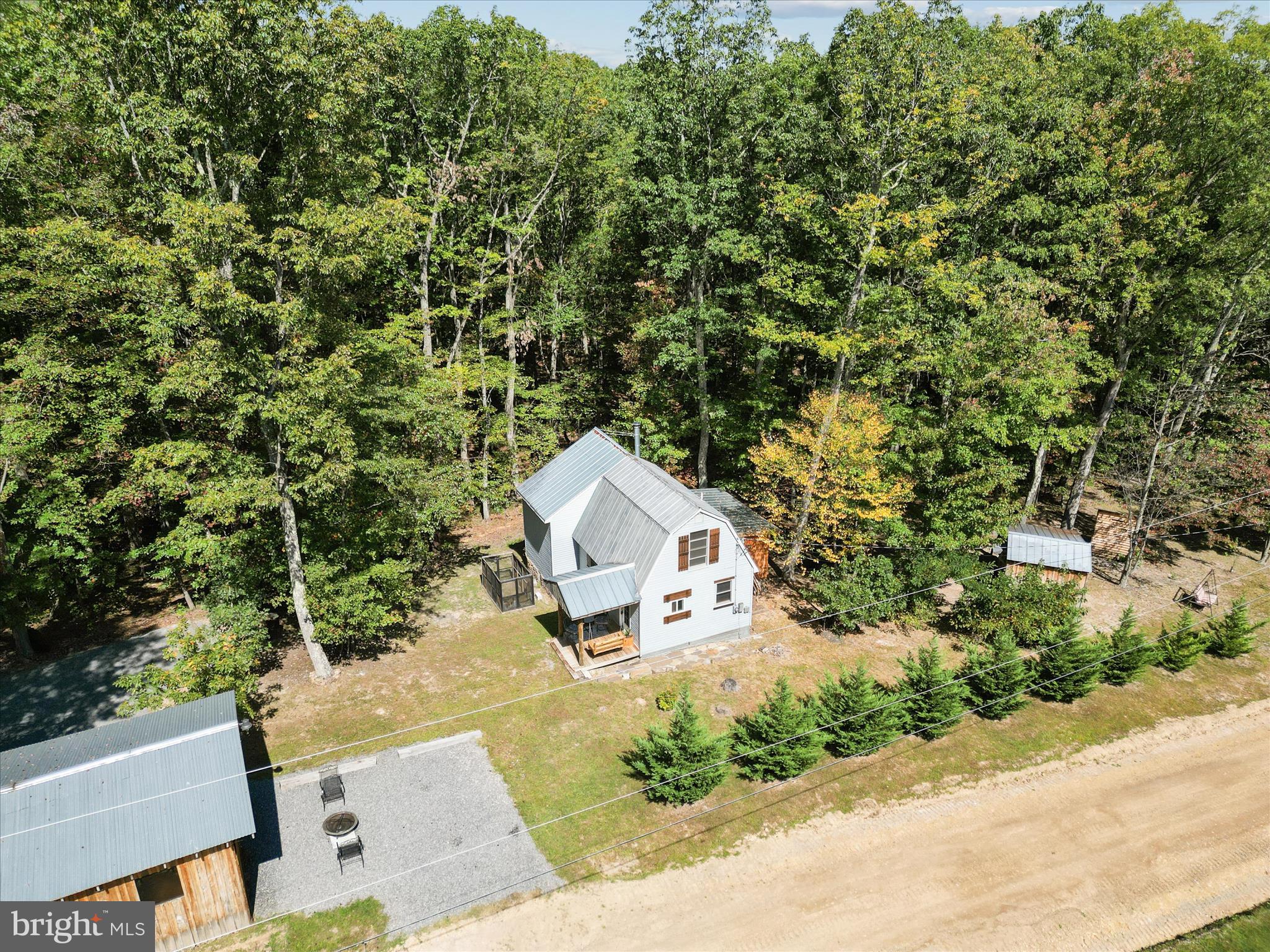 CABIN IN THE FOREST - Residential
