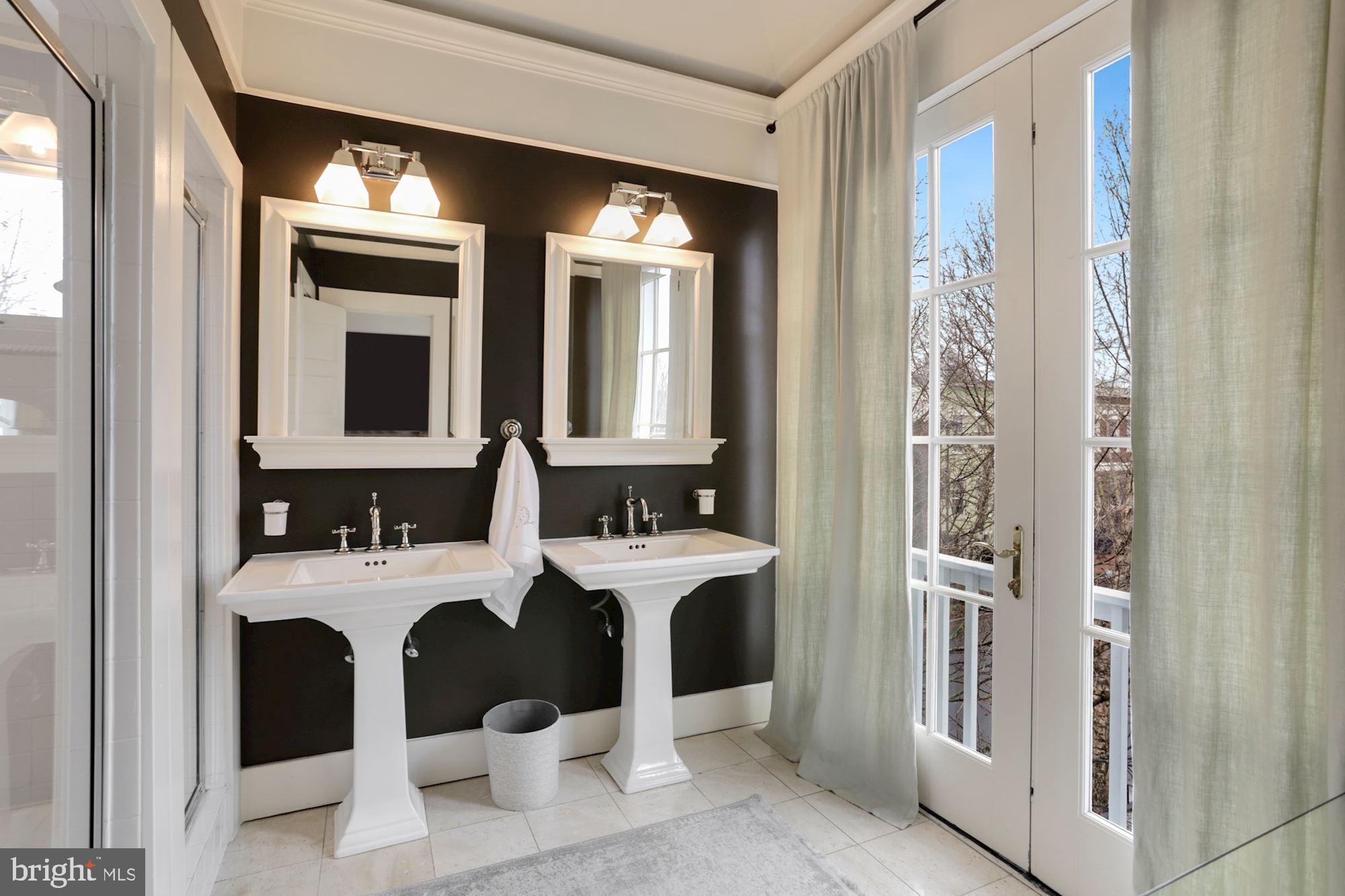 GEORGETOWN - Residential