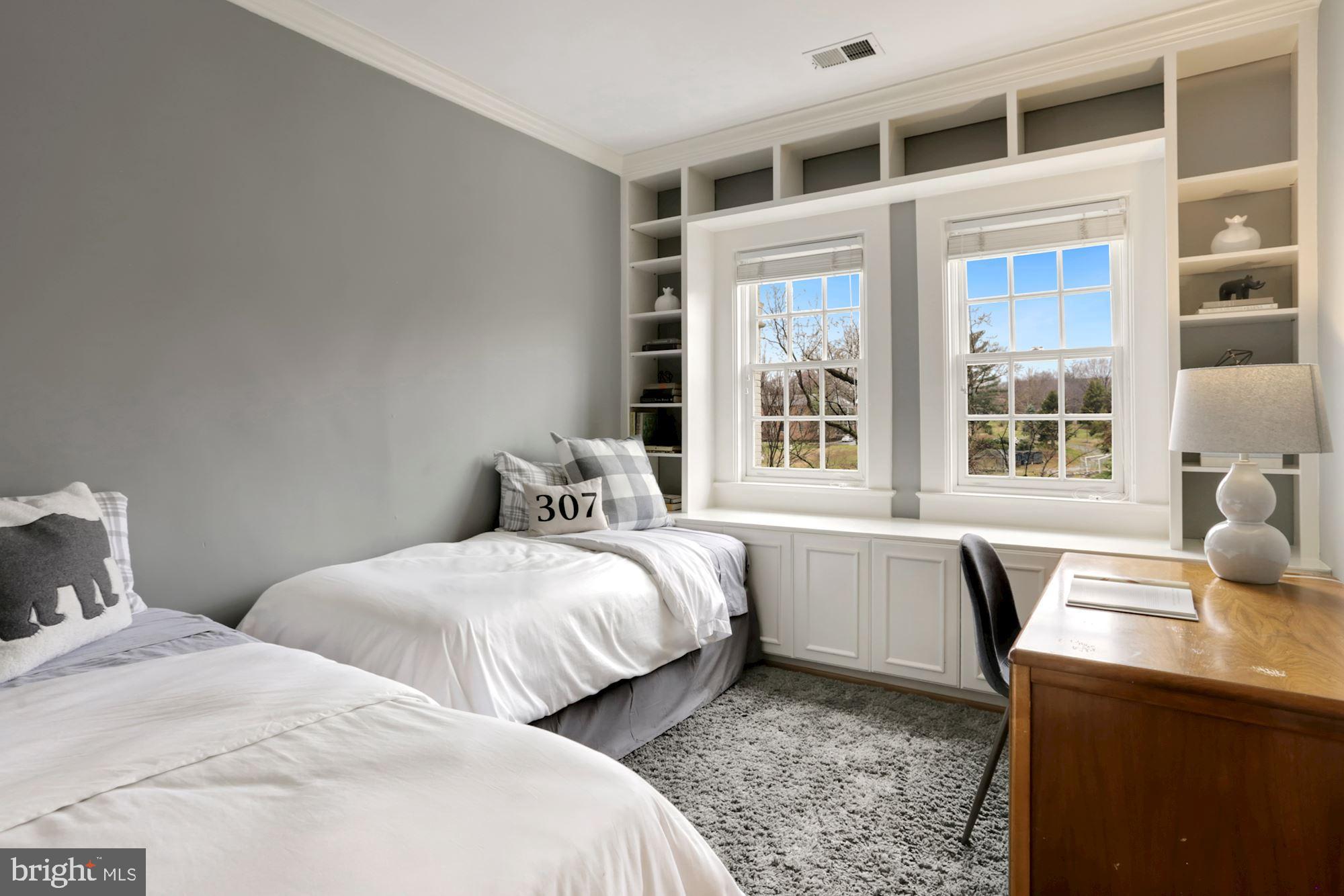 GEORGETOWN - Residential