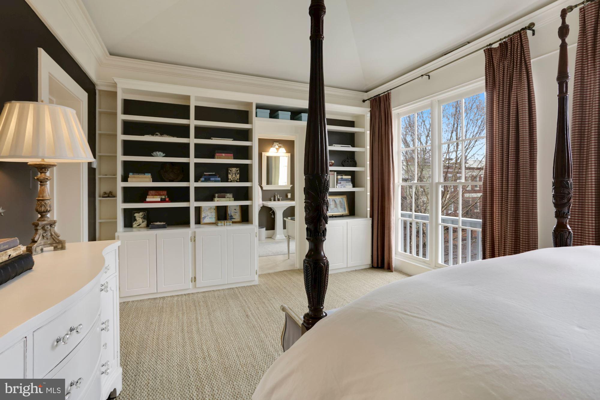 GEORGETOWN - Residential