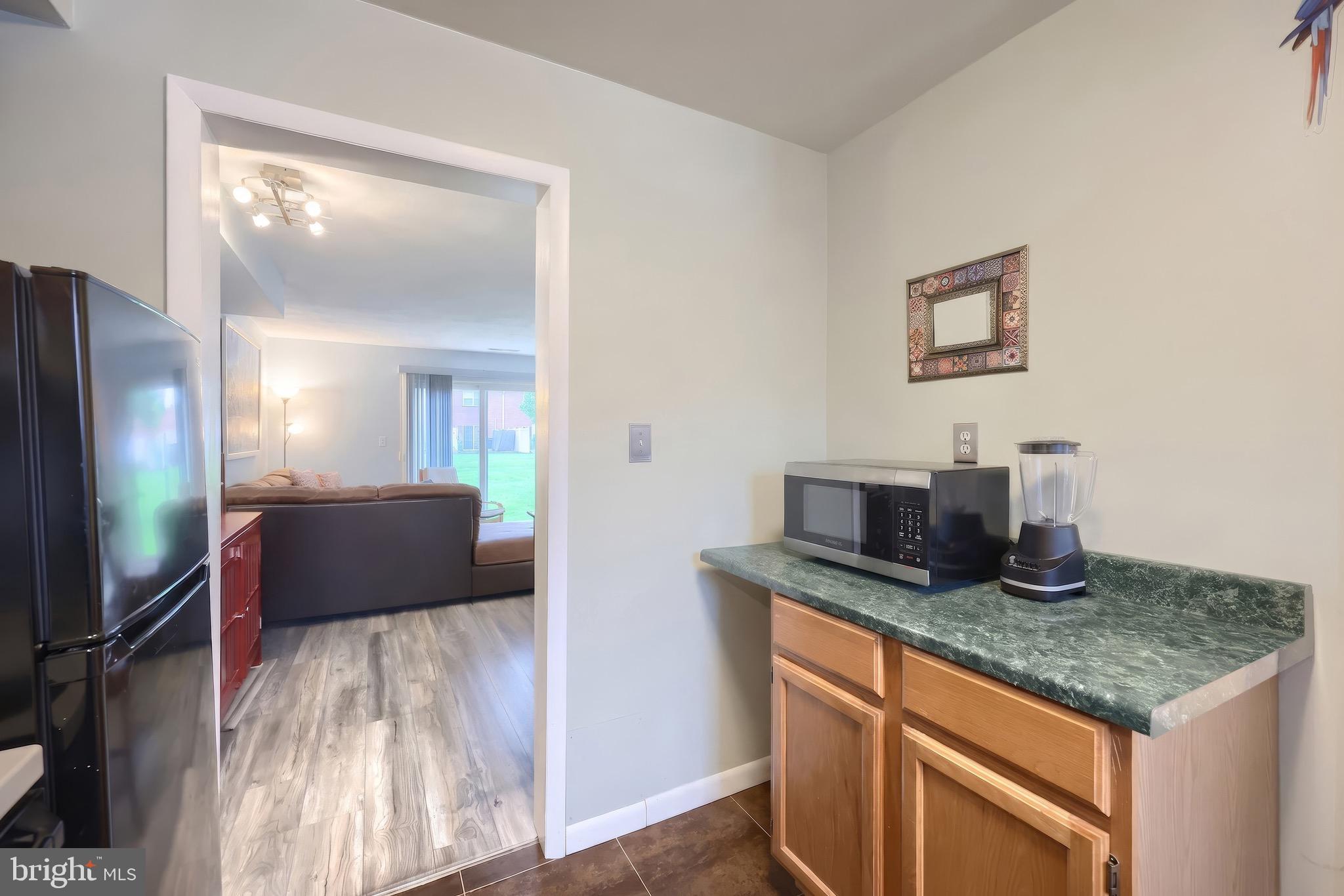 COLONY PARK - Residential