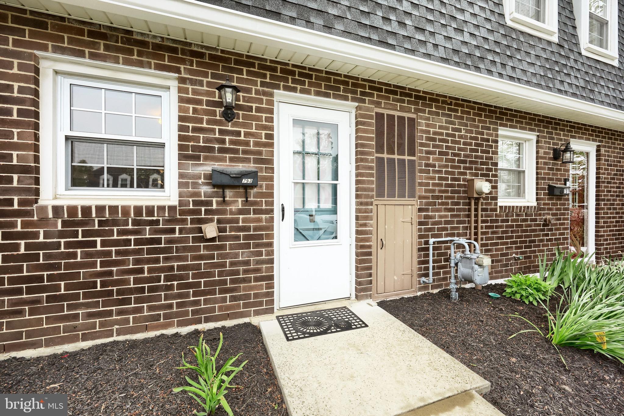 COLONY PARK - Residential