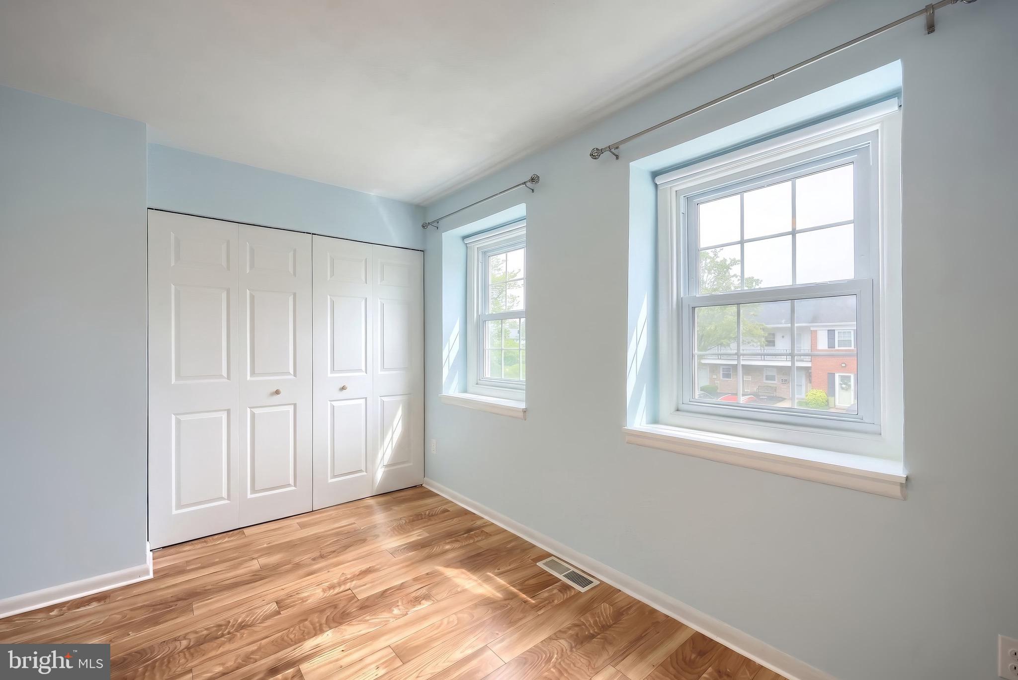 COLONY PARK - Residential