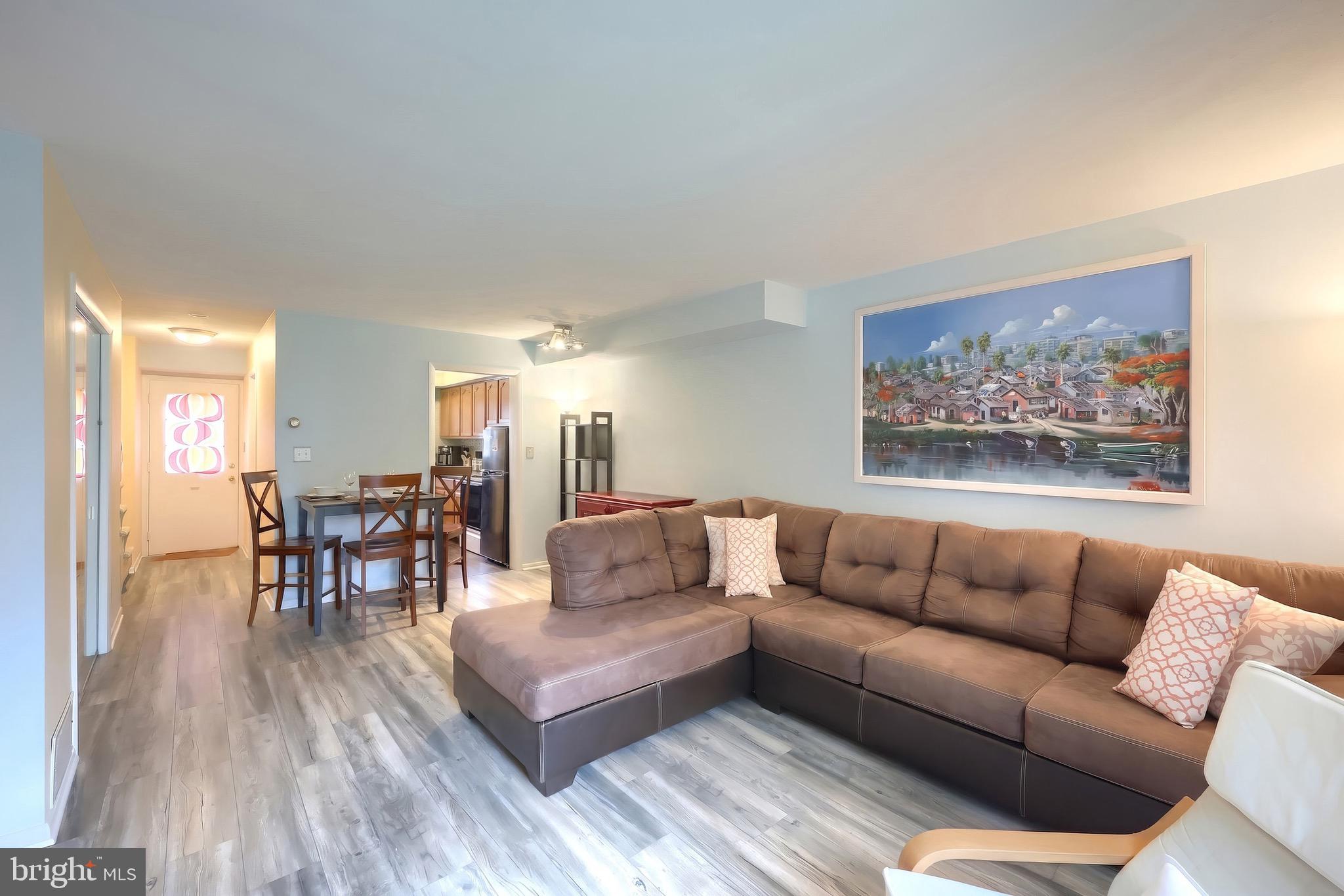 COLONY PARK - Residential