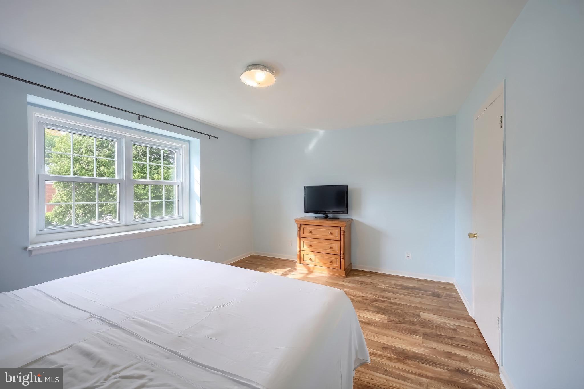 COLONY PARK - Residential