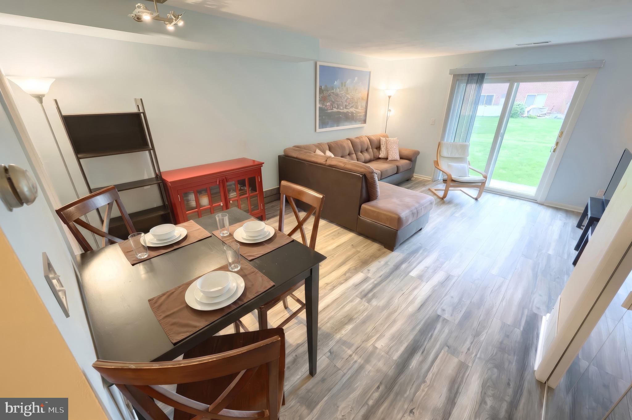 COLONY PARK - Residential