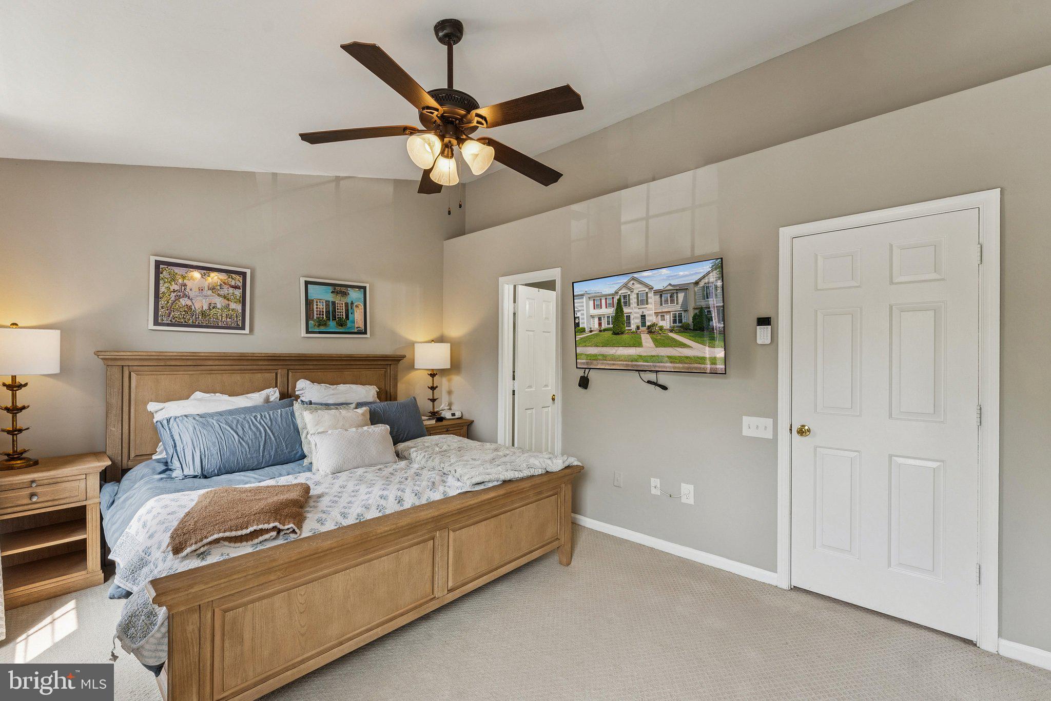 WOODSTONE - Residential