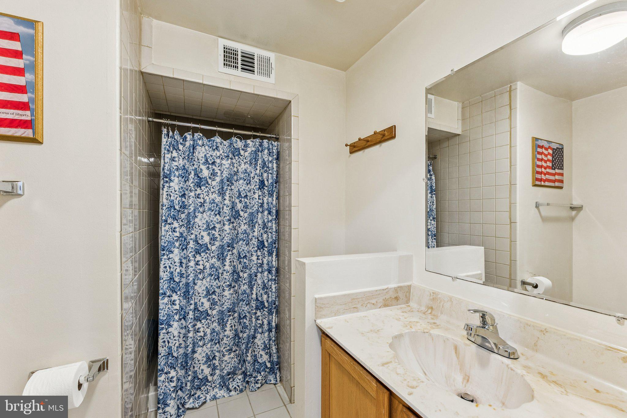 WOODSTONE - Residential