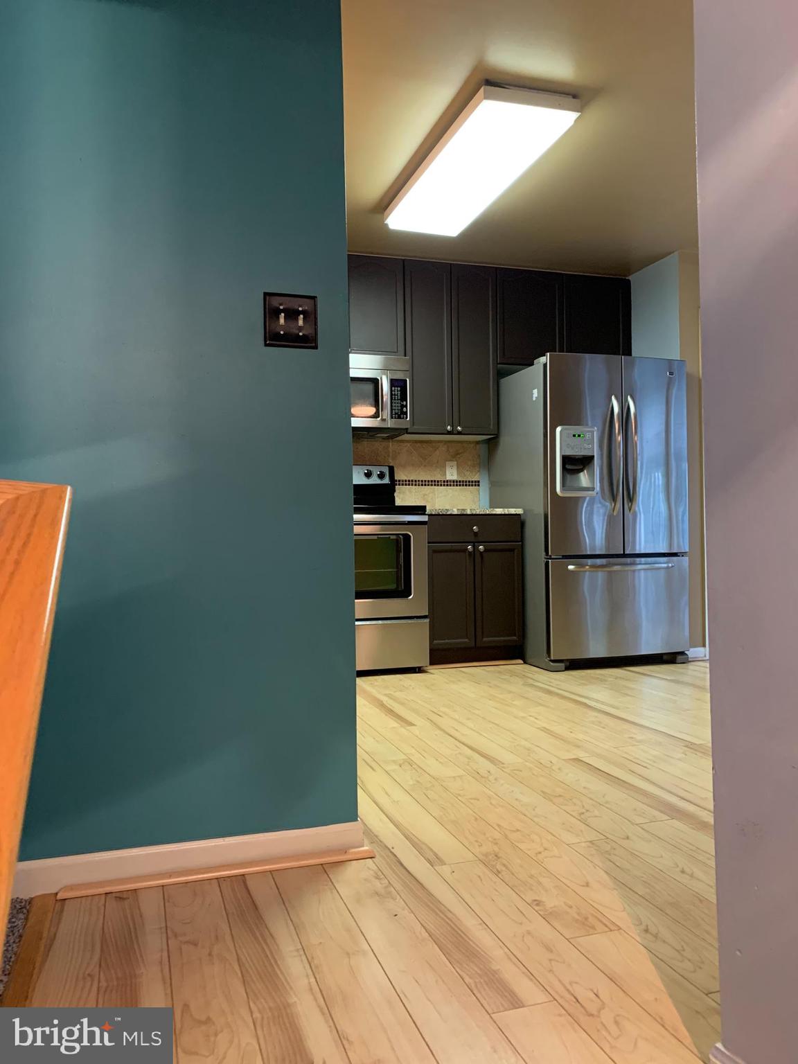 LAUREL RIDGE - Residential Lease