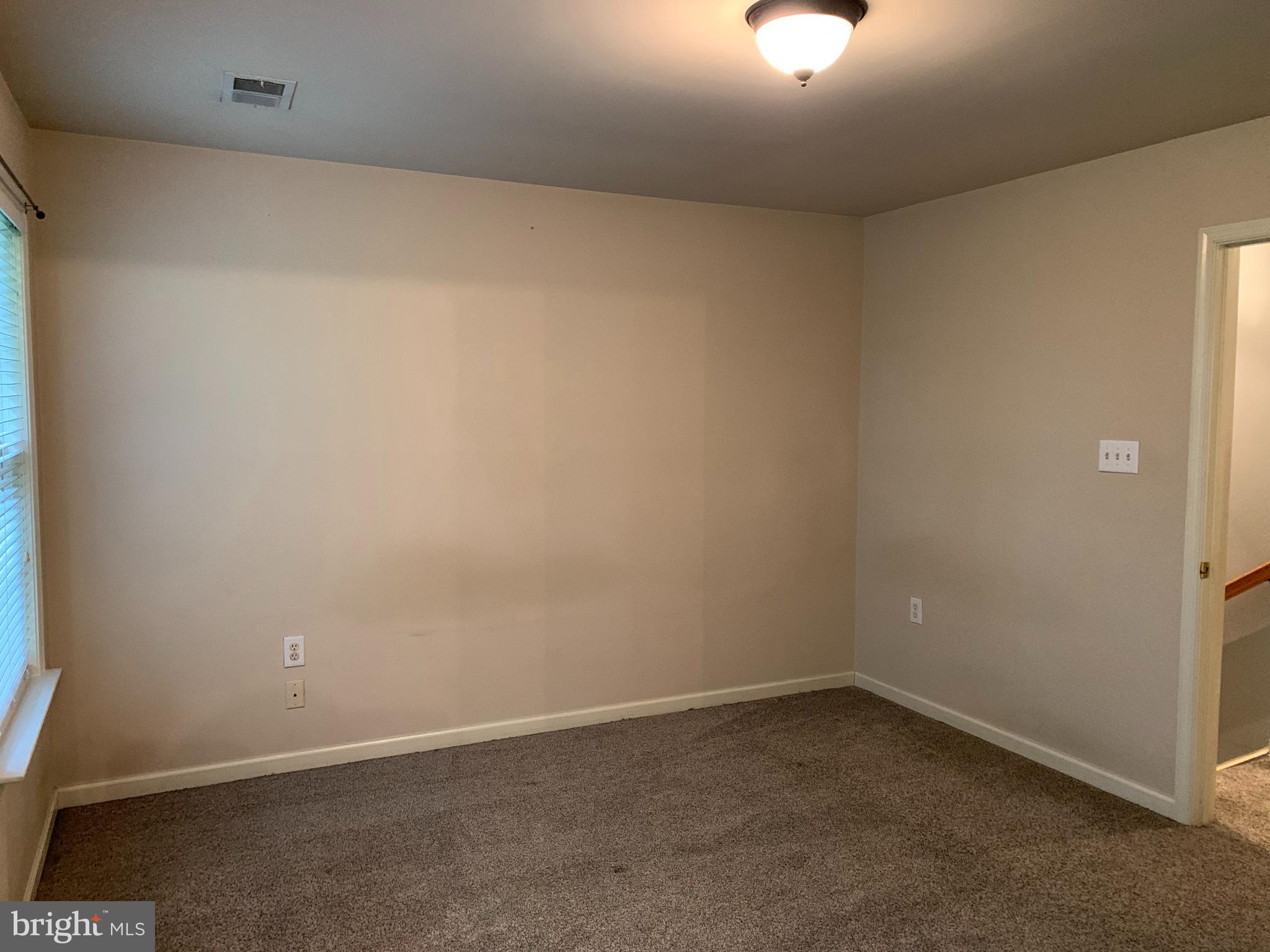 LAUREL RIDGE - Residential Lease