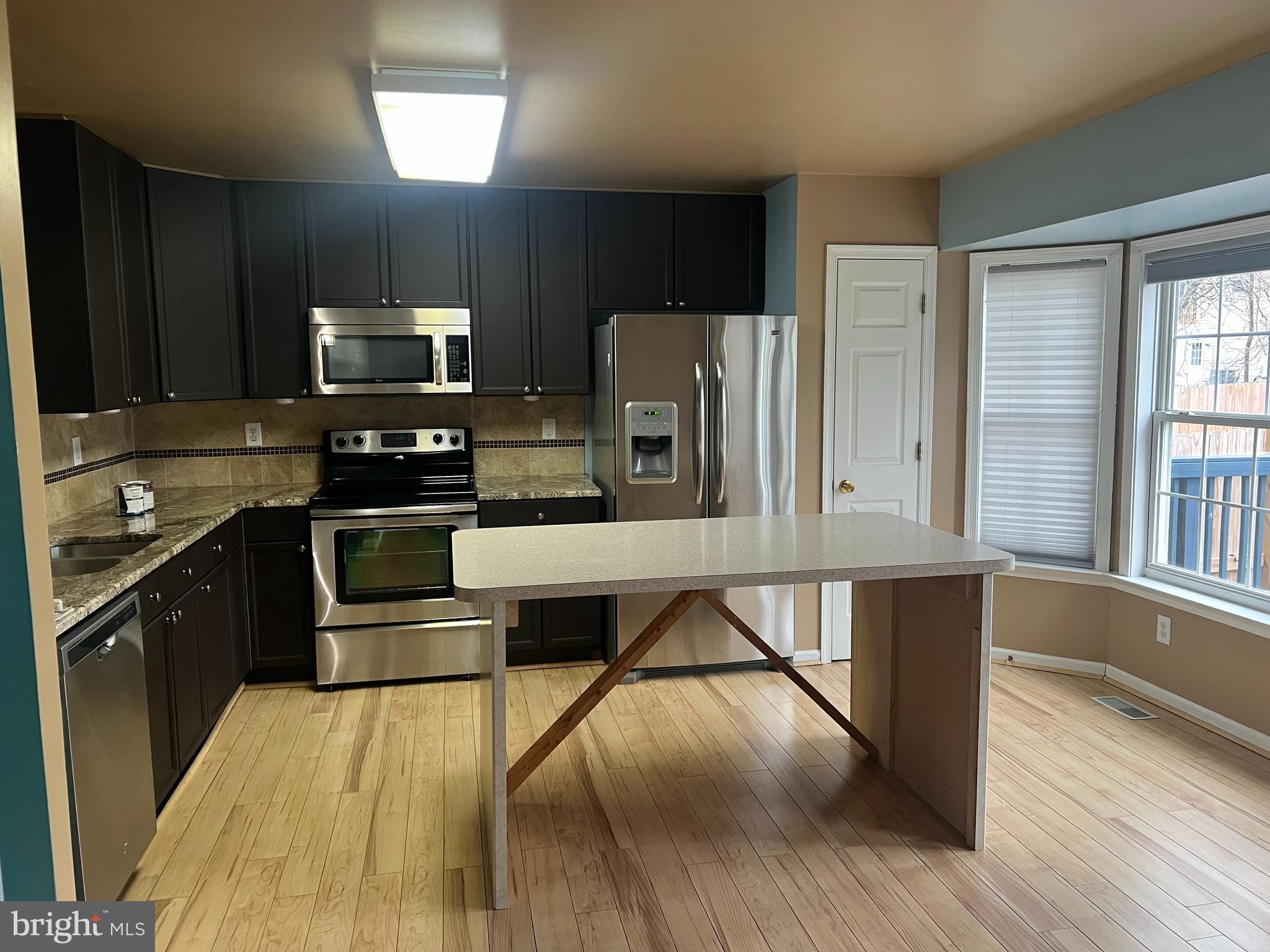 LAUREL RIDGE - Residential Lease