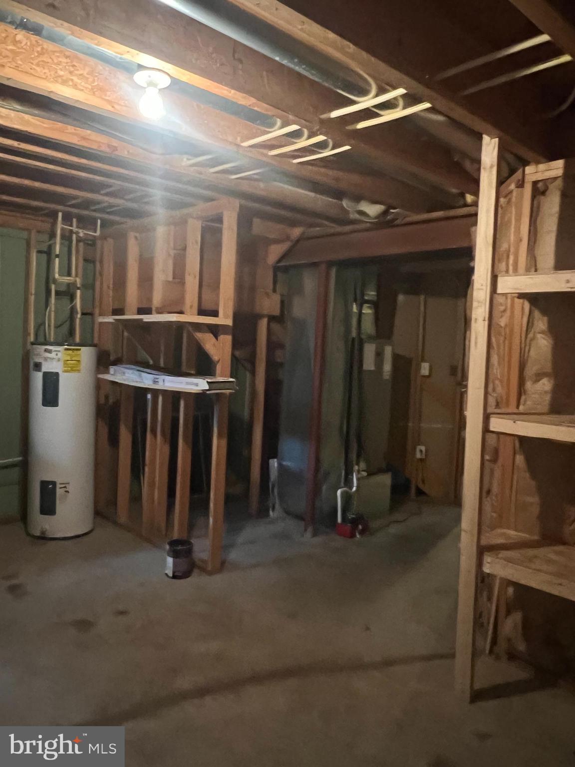 LAUREL RIDGE - Residential Lease