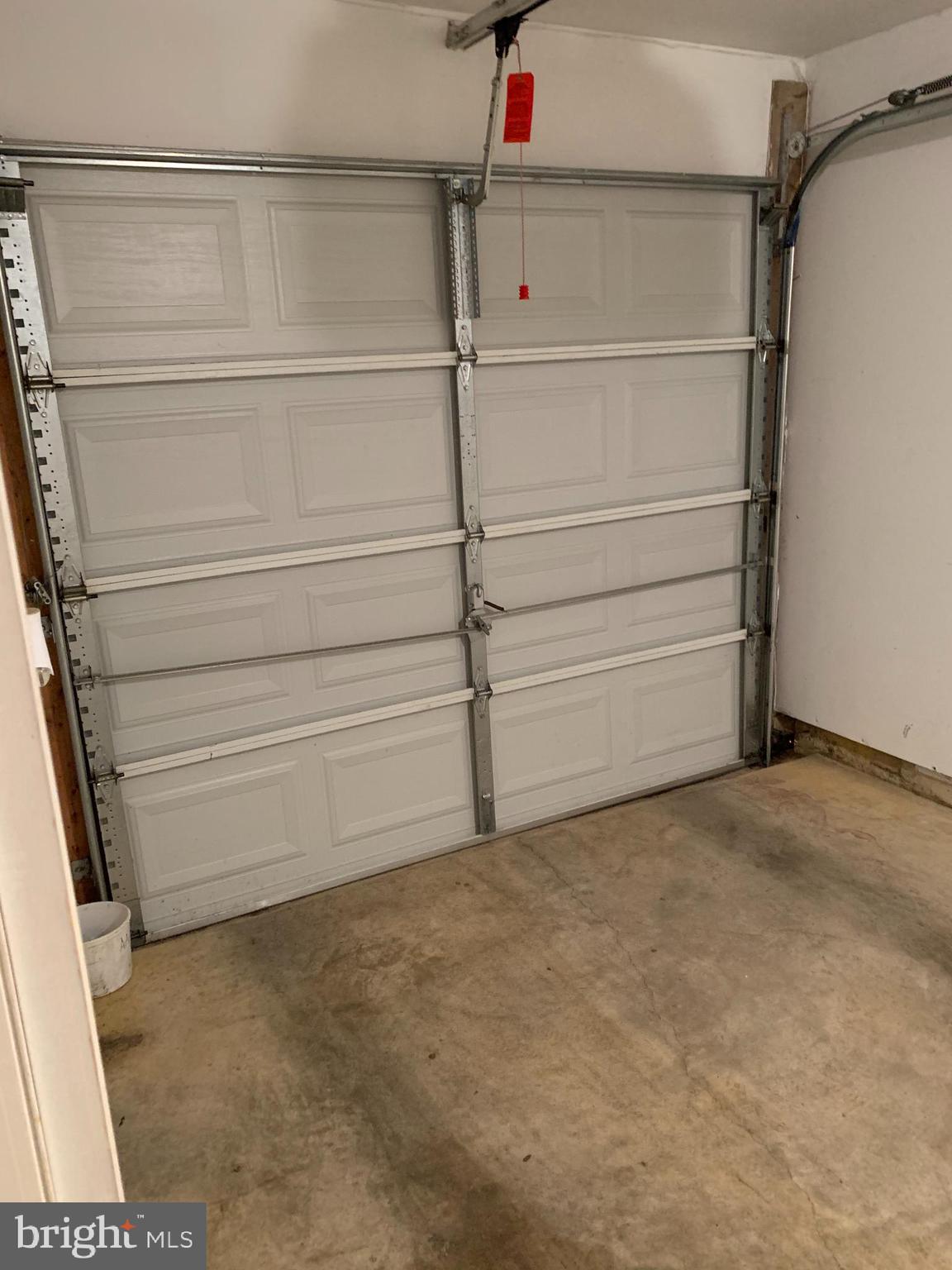 LAUREL RIDGE - Residential Lease