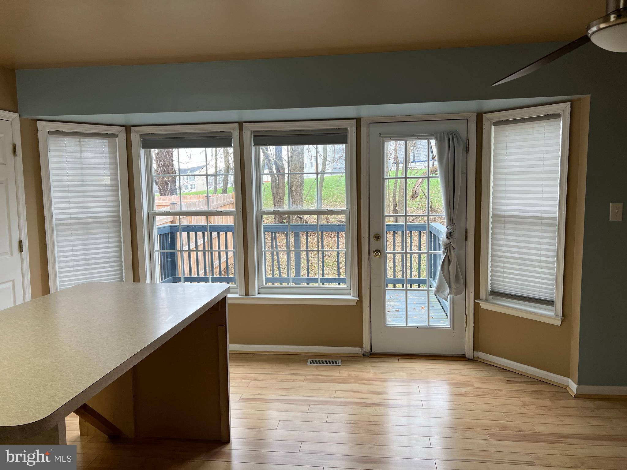 LAUREL RIDGE - Residential Lease