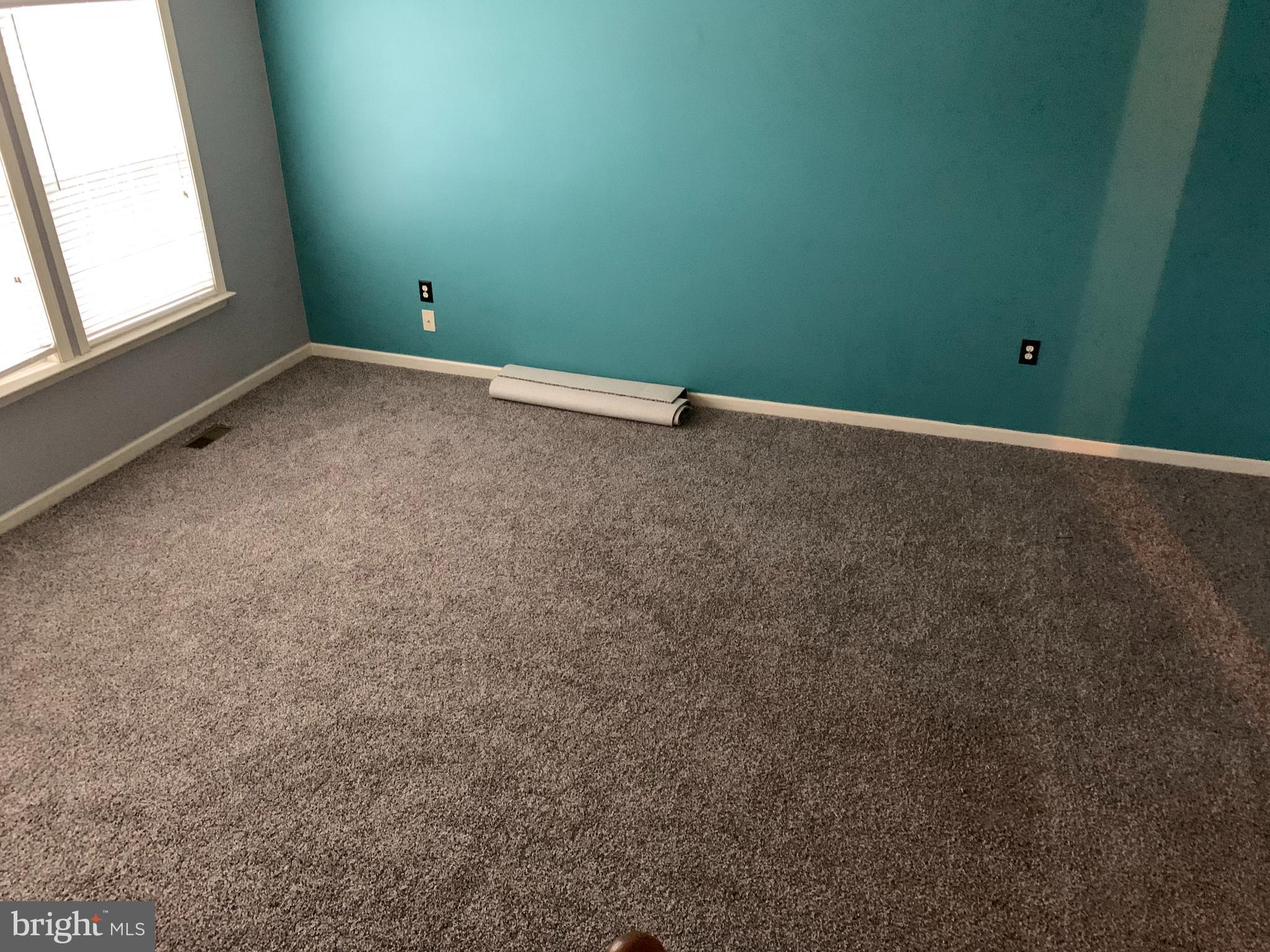 LAUREL RIDGE - Residential Lease