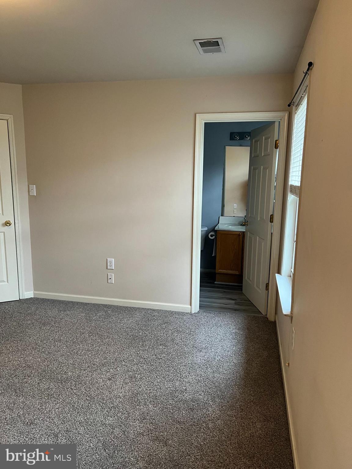 LAUREL RIDGE - Residential Lease