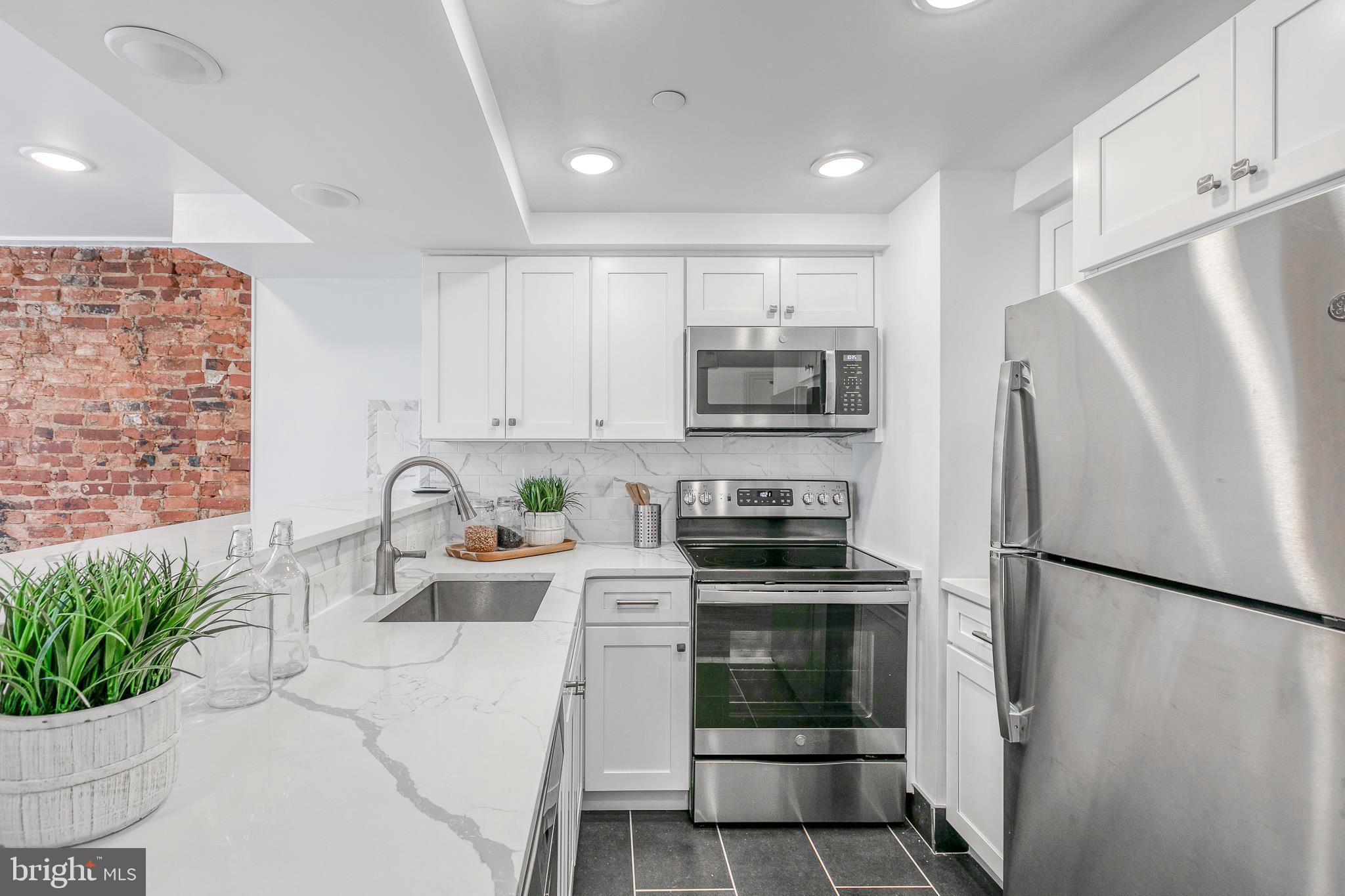 FISHTOWN - Residential Lease