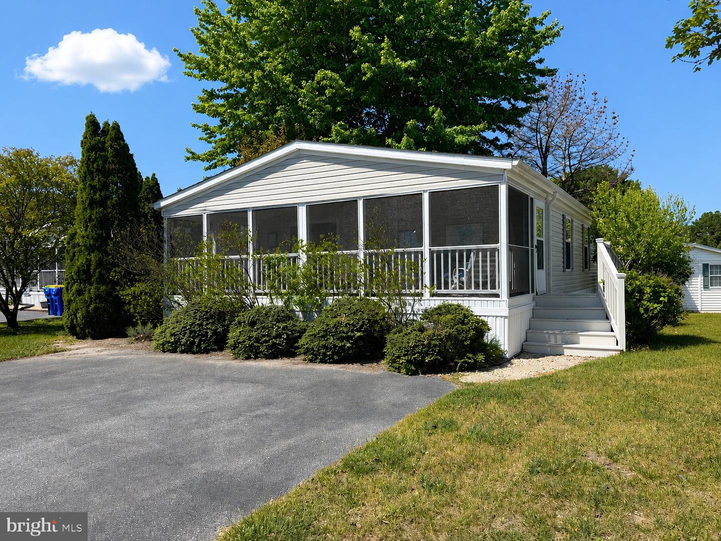 26560 WOODCHUCK LANE E-871