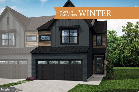 1012 BLACKSTONE RUN CARLISLE PA 17015