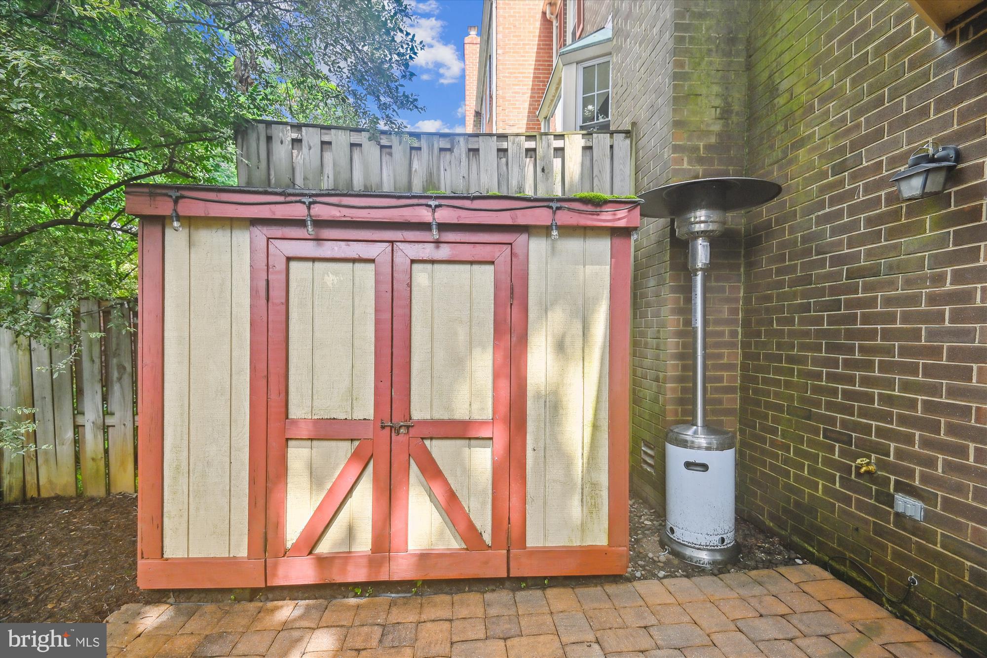 OAKMONT - Residential