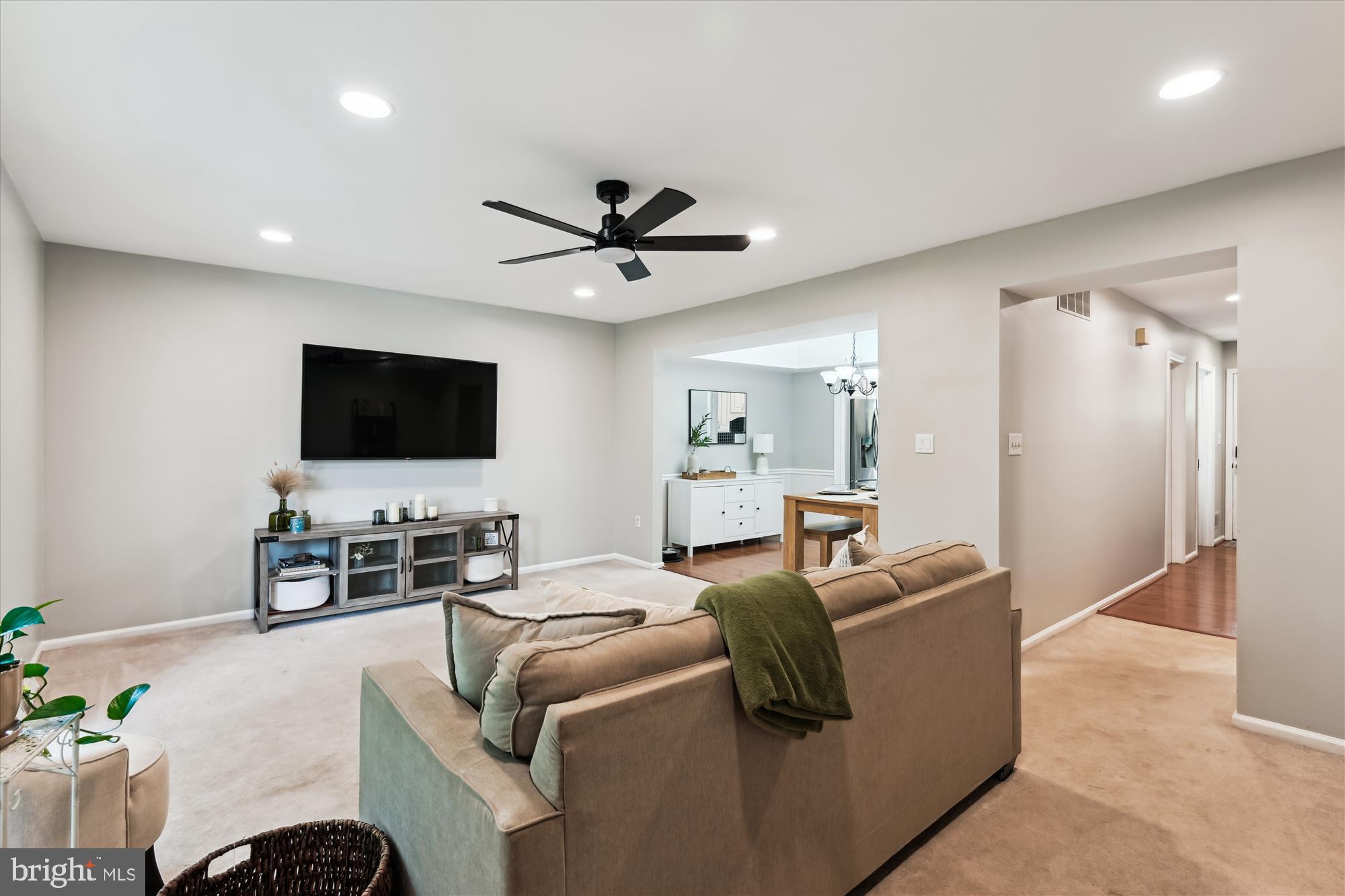 OAKMONT - Residential