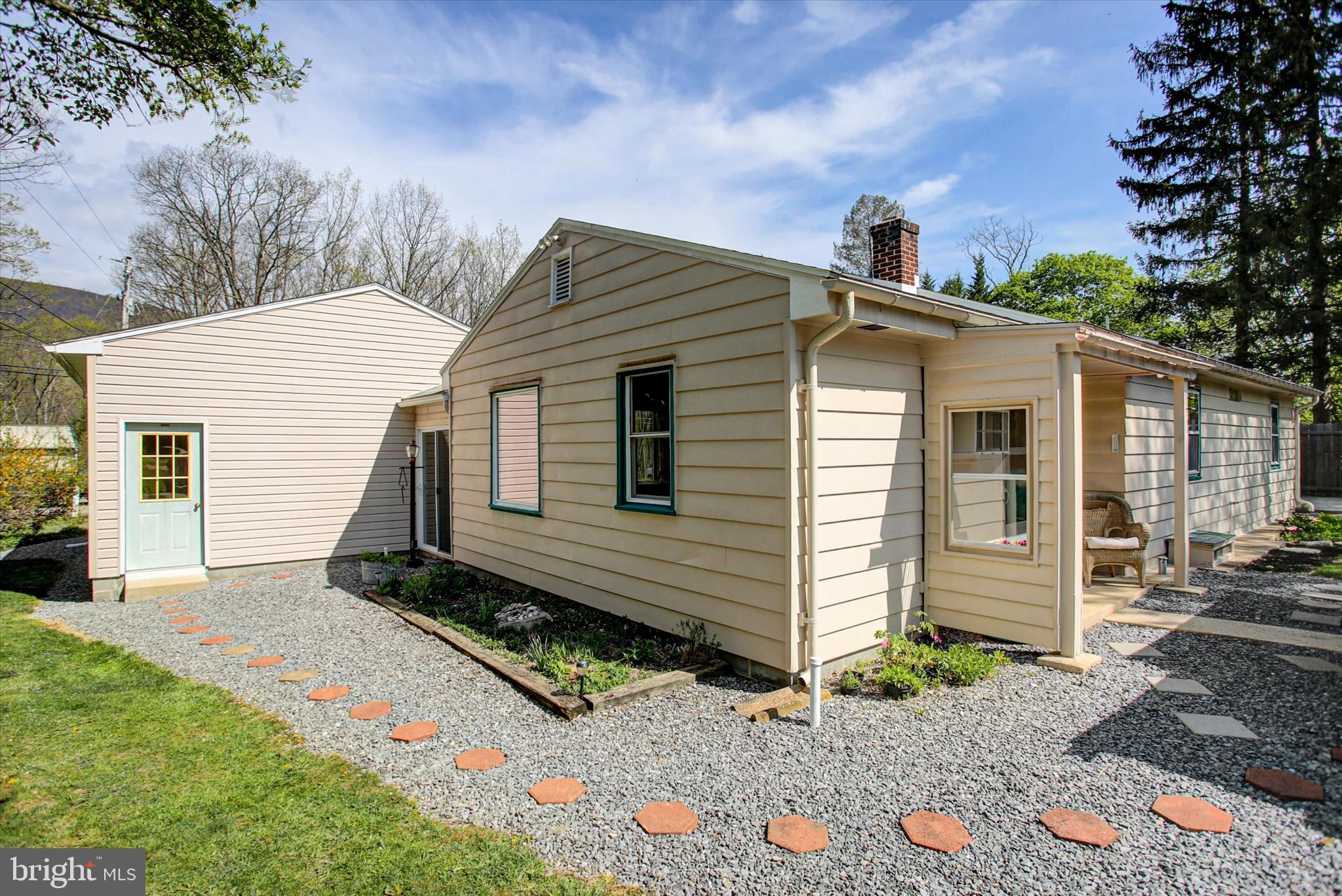 METAL TWP - Residential