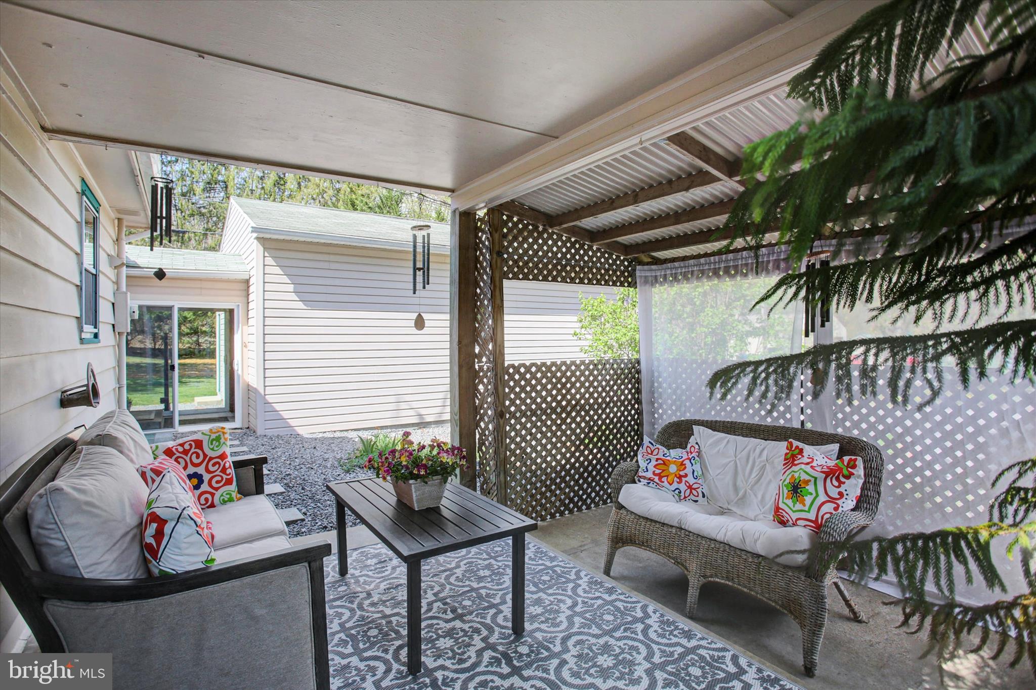 METAL TWP - Residential