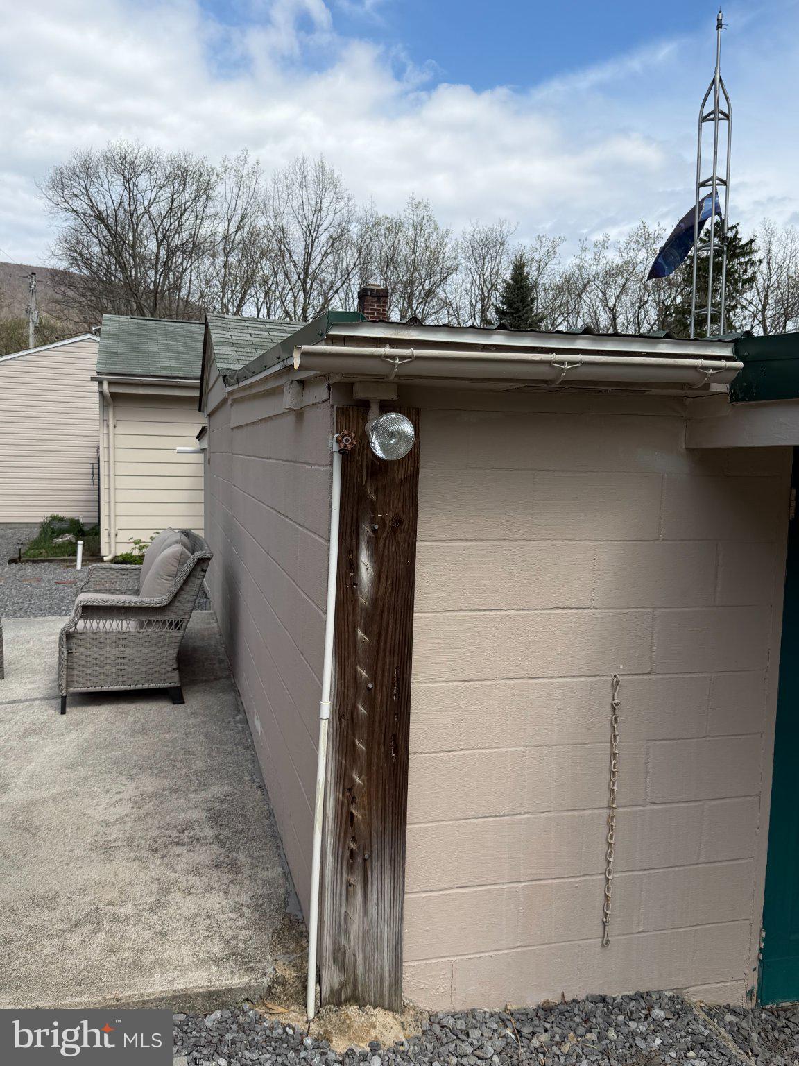 METAL TWP - Residential