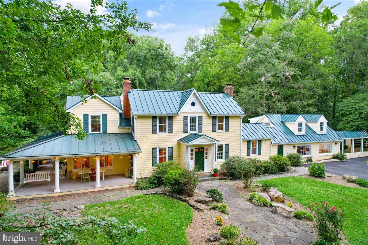 11900 Bennett Road, Oak Hill, VA 20171
