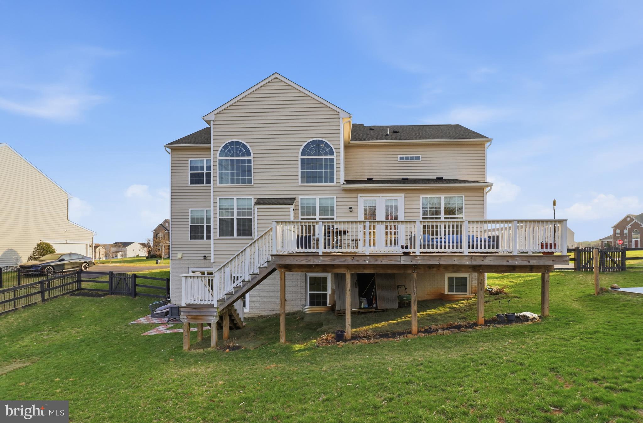 MELODY FARM - Residential