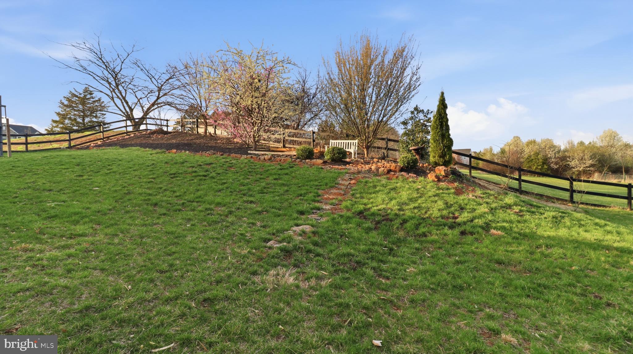 MELODY FARM - Residential