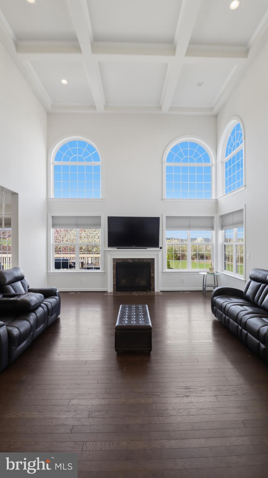 MELODY FARM - Residential