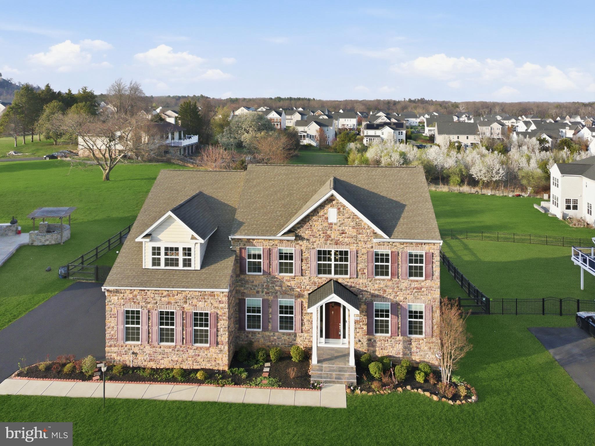 MELODY FARM - Residential