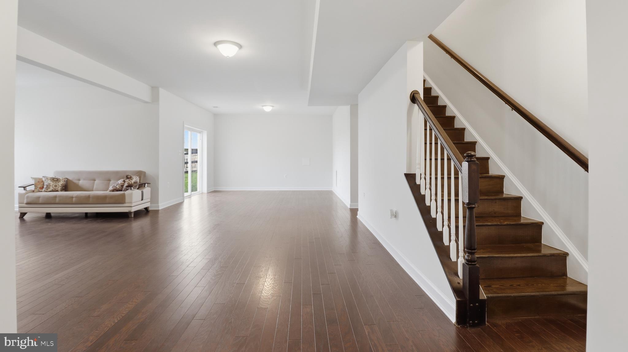 MELODY FARM - Residential