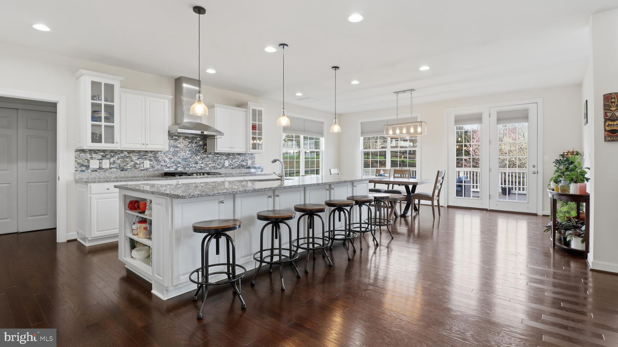 MELODY FARM - Residential