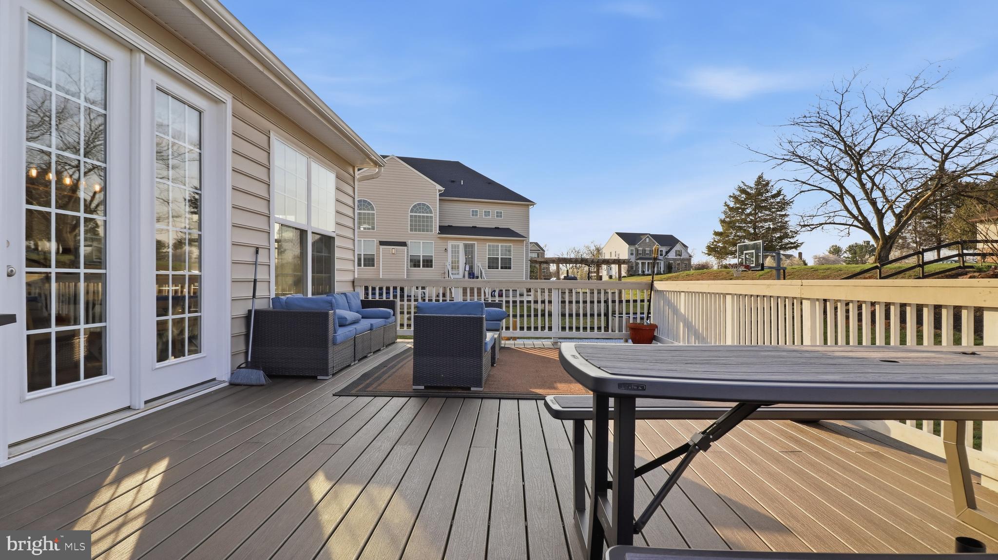 MELODY FARM - Residential