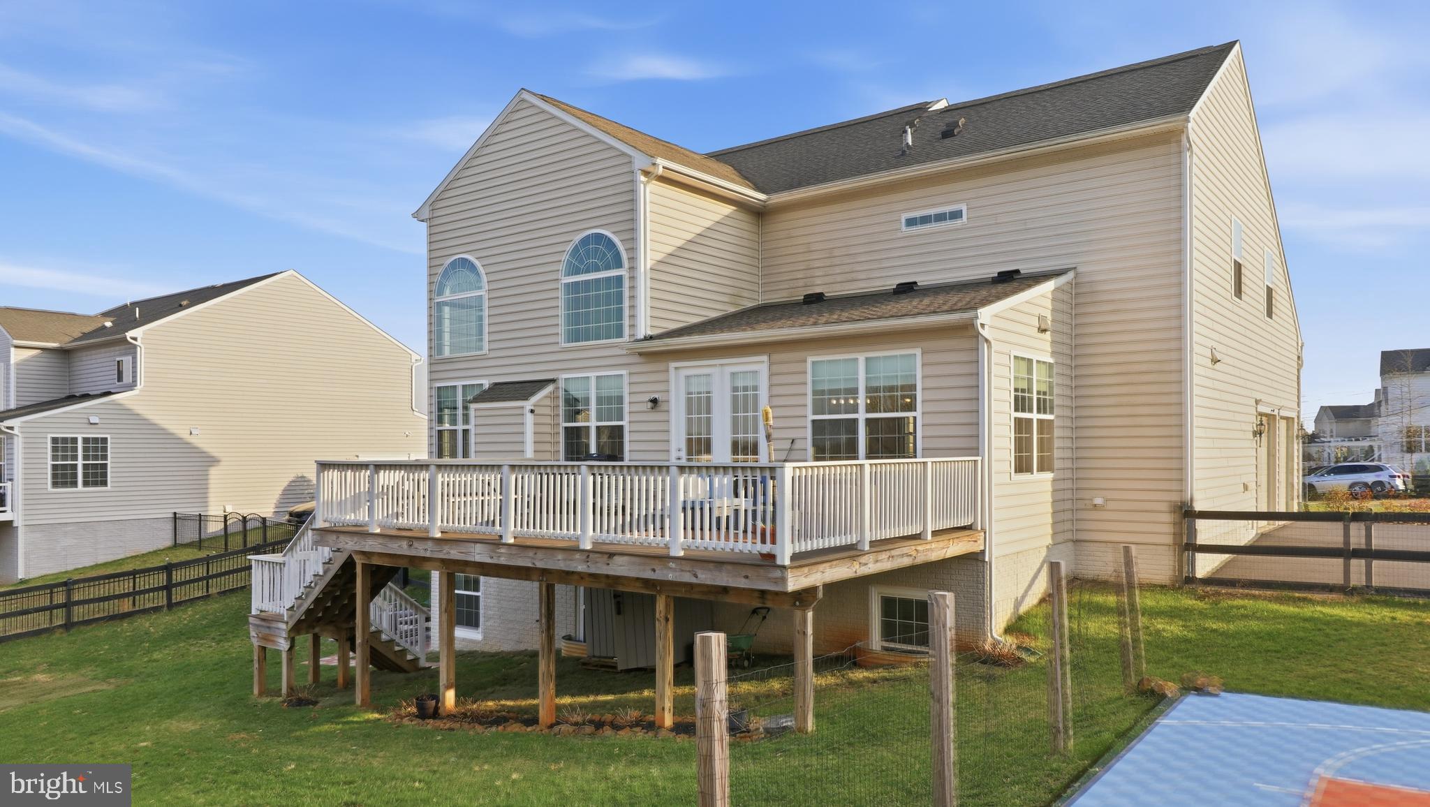 MELODY FARM - Residential