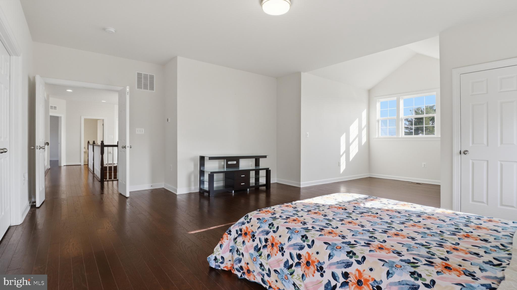 MELODY FARM - Residential