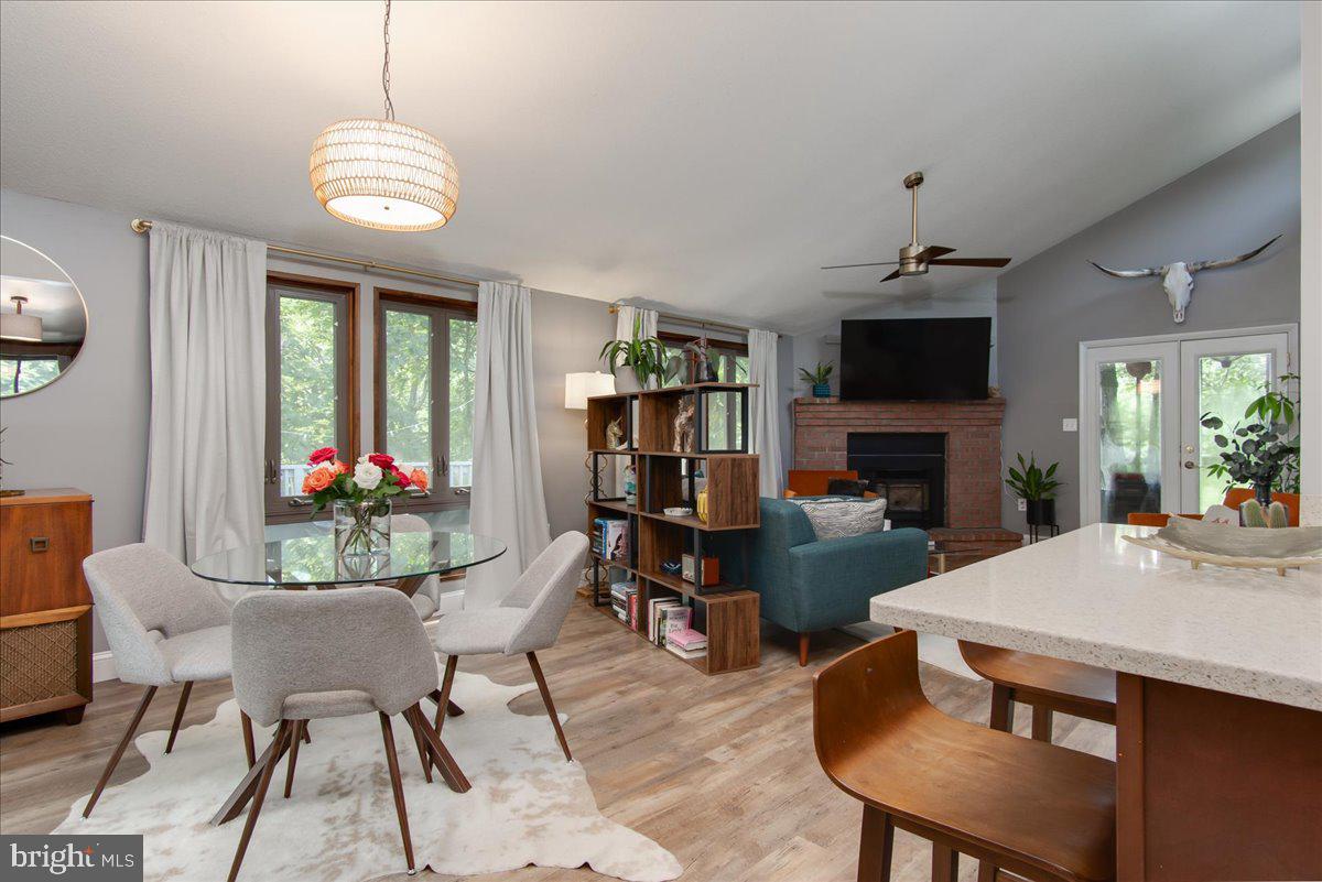 THE WOODS - Residential