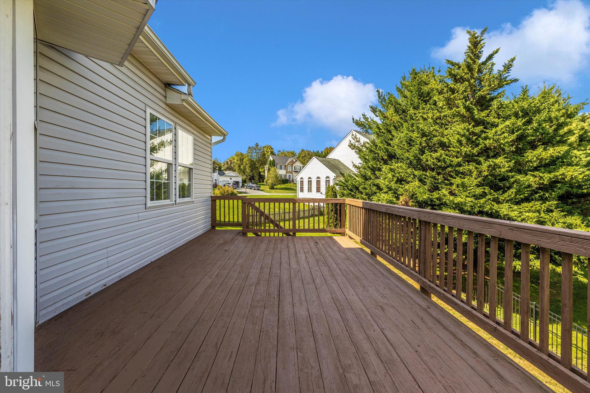 FAIRWAY MEADOWS - Residential