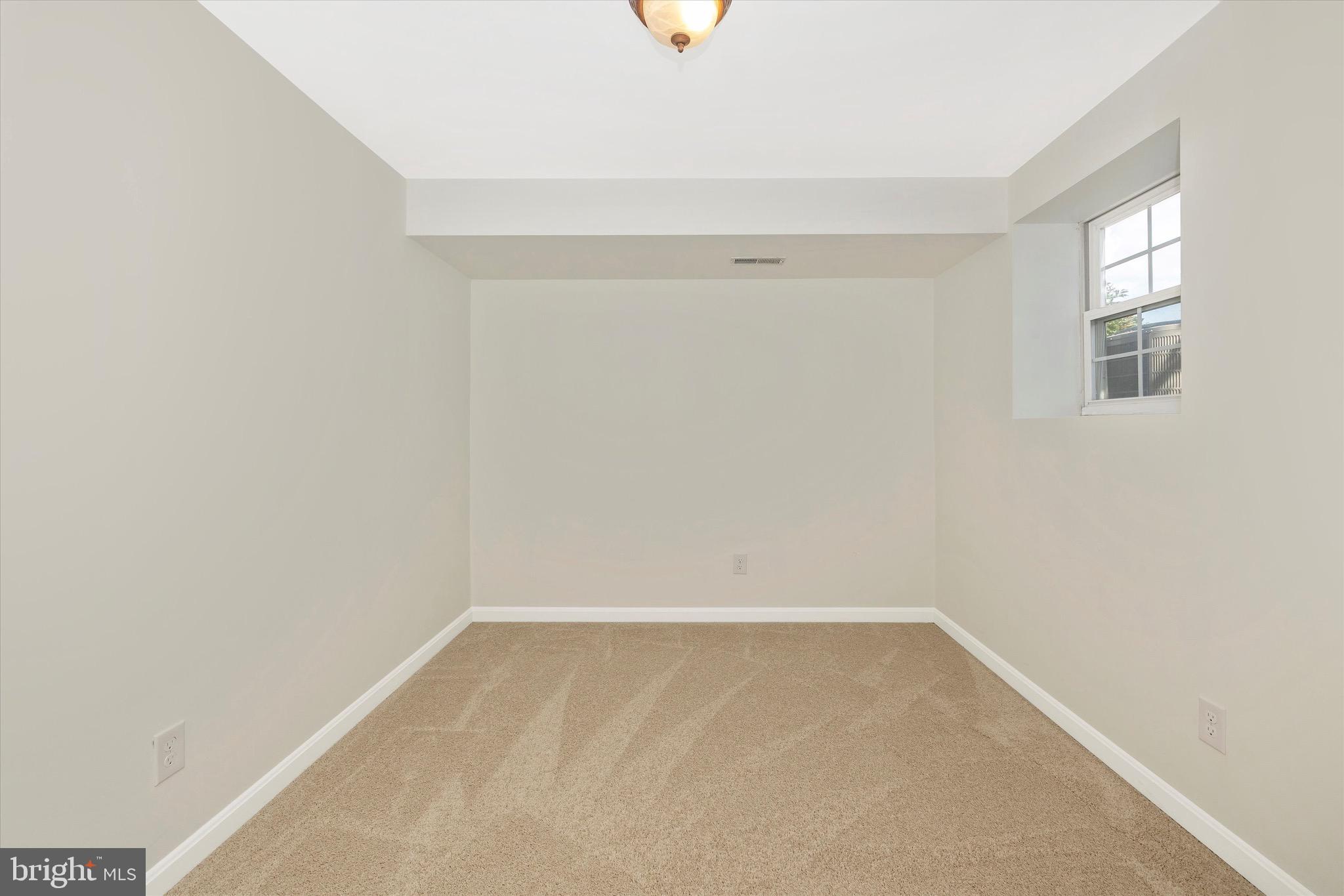 FAIRWAY MEADOWS - Residential