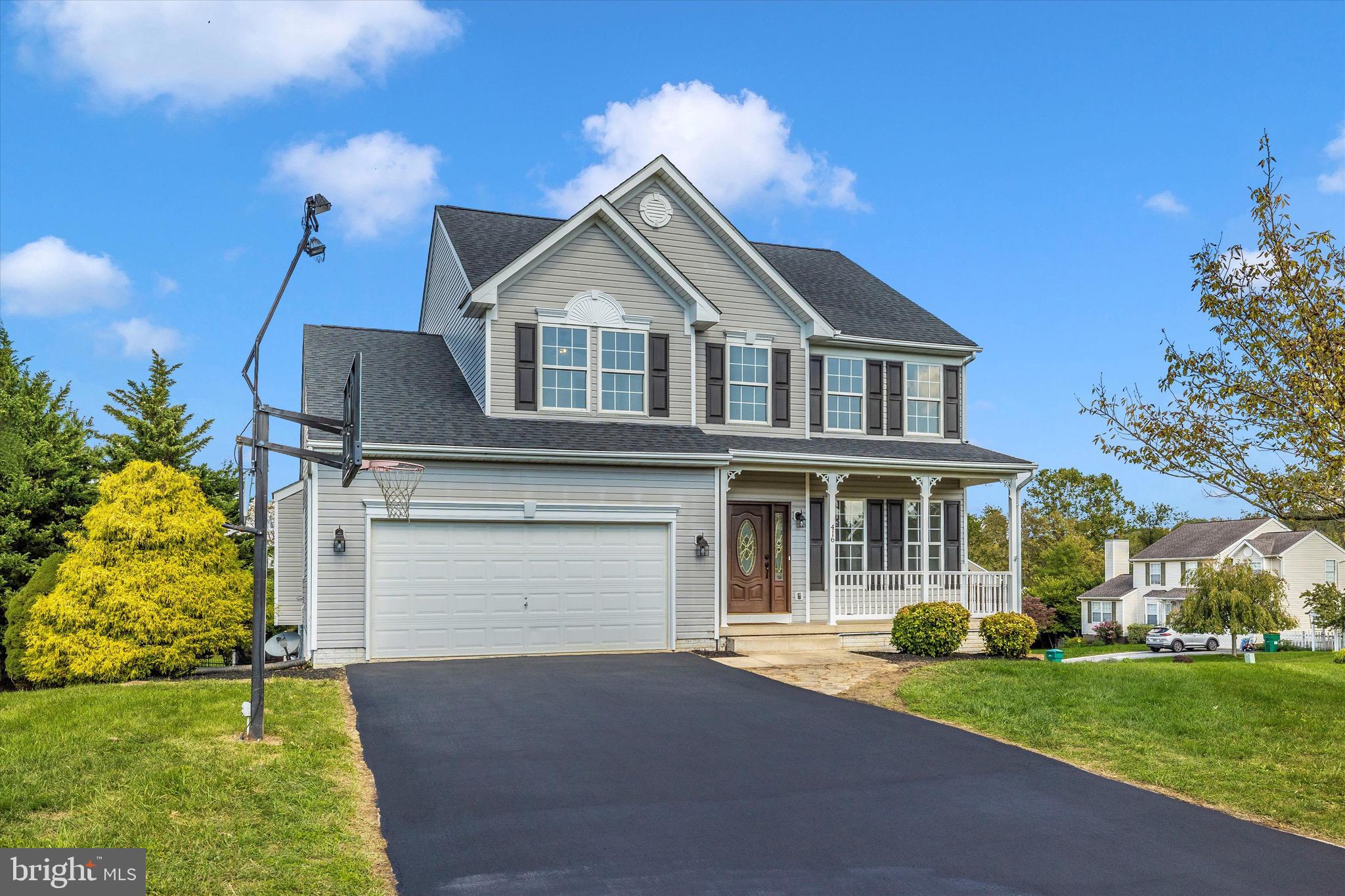 FAIRWAY MEADOWS - Residential