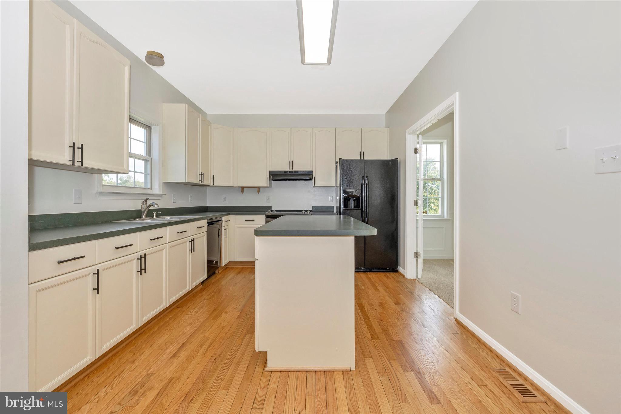 FAIRWAY MEADOWS - Residential