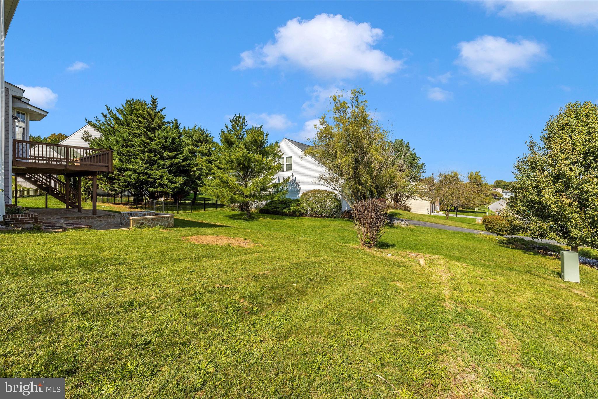 FAIRWAY MEADOWS - Residential