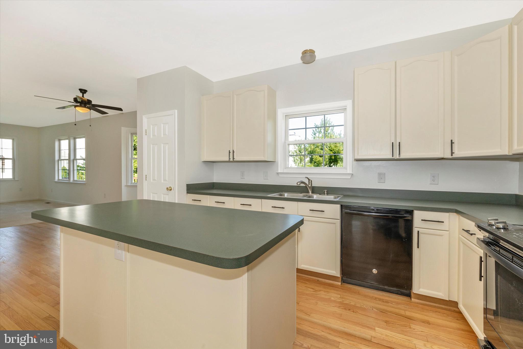 FAIRWAY MEADOWS - Residential