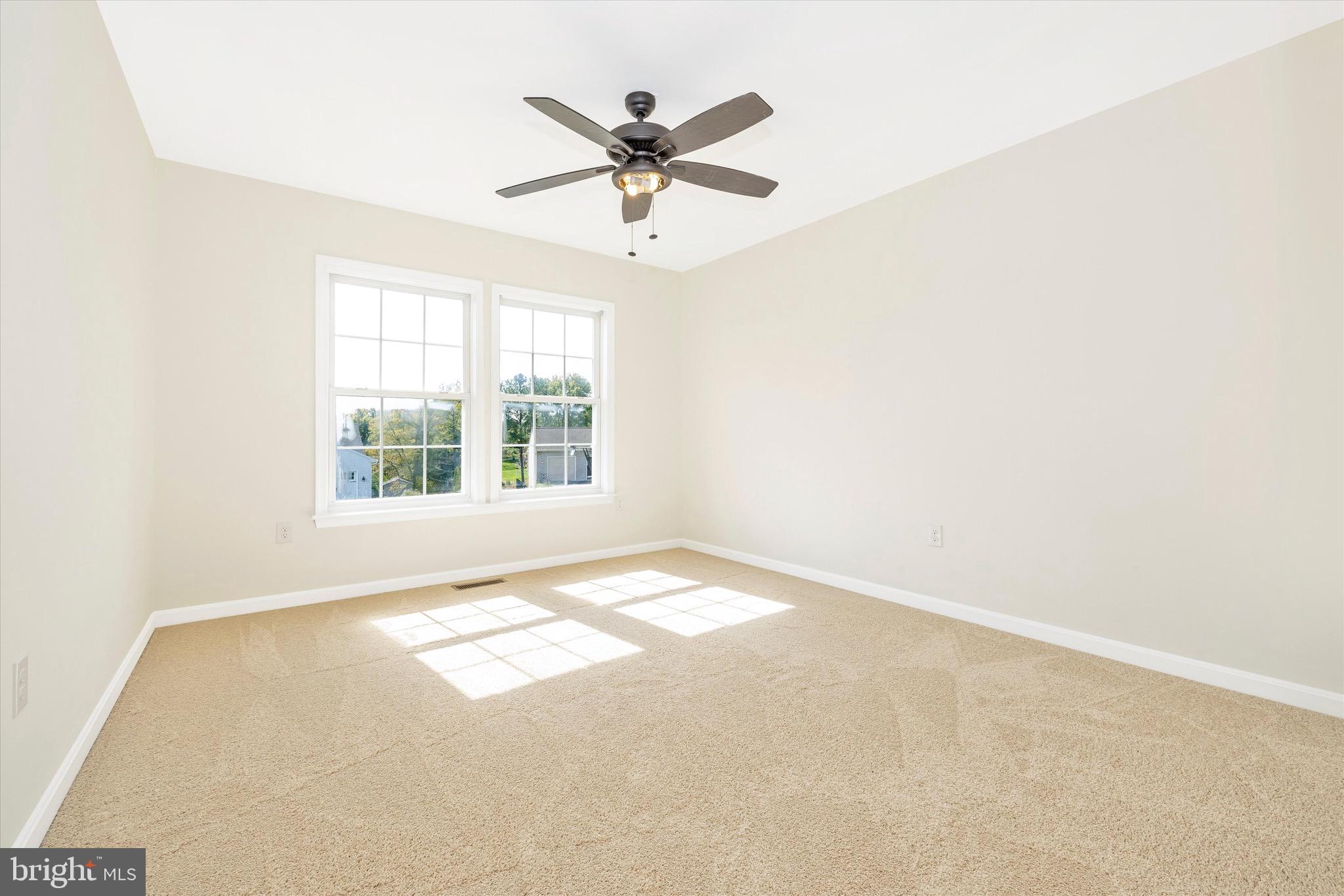 FAIRWAY MEADOWS - Residential