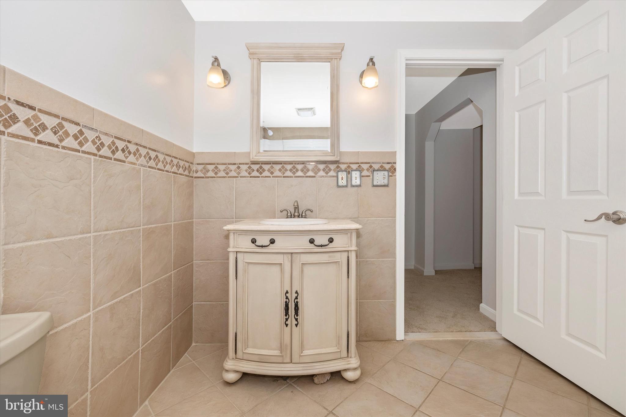 FAIRWAY MEADOWS - Residential