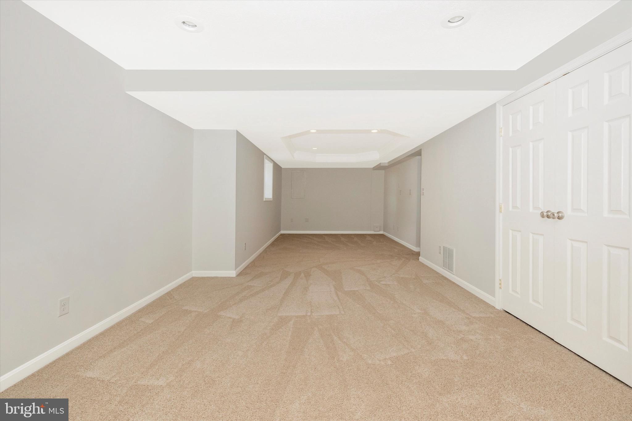 FAIRWAY MEADOWS - Residential